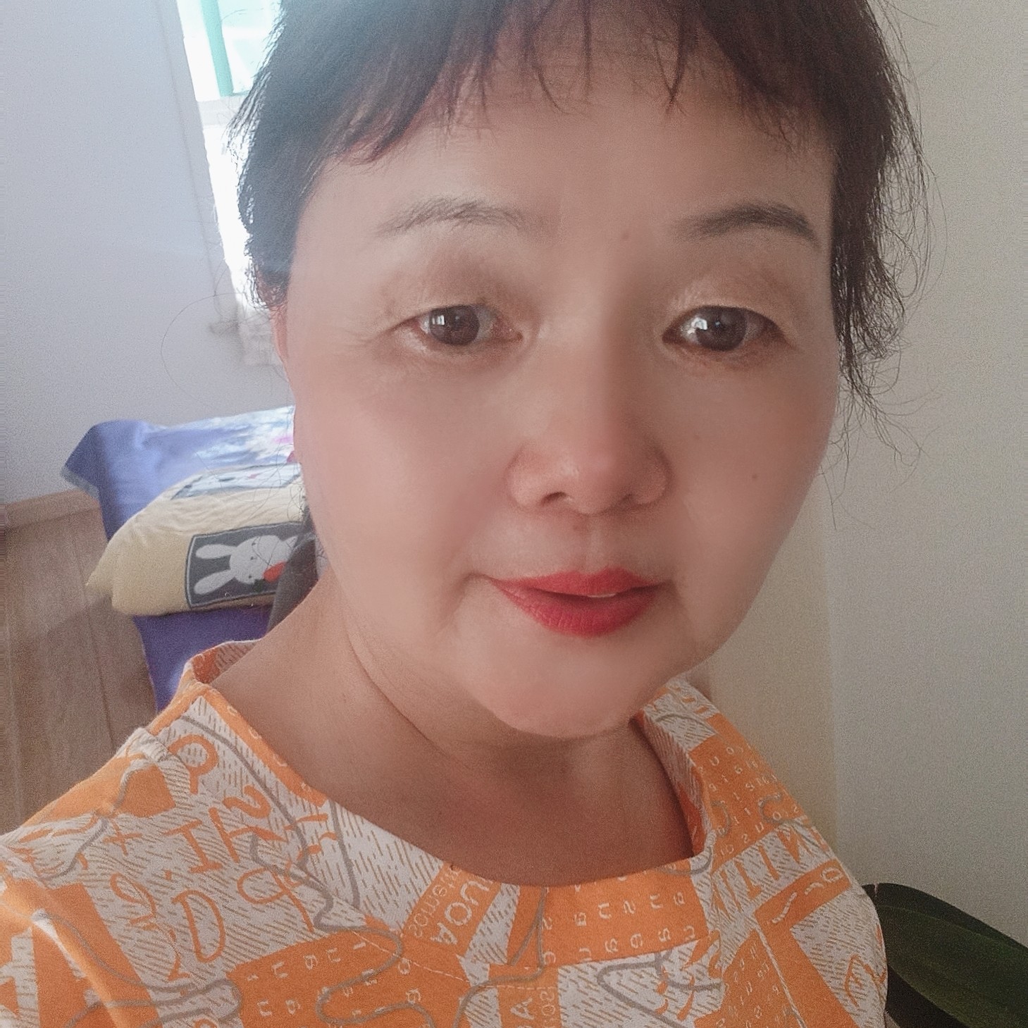 老师請俊逸的照片