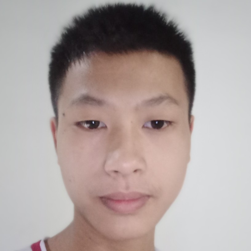 刘其仟的照片