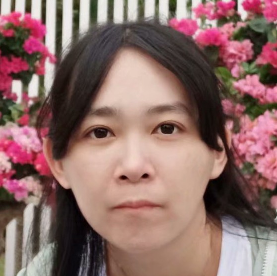 爱笑闻小海豚的照片