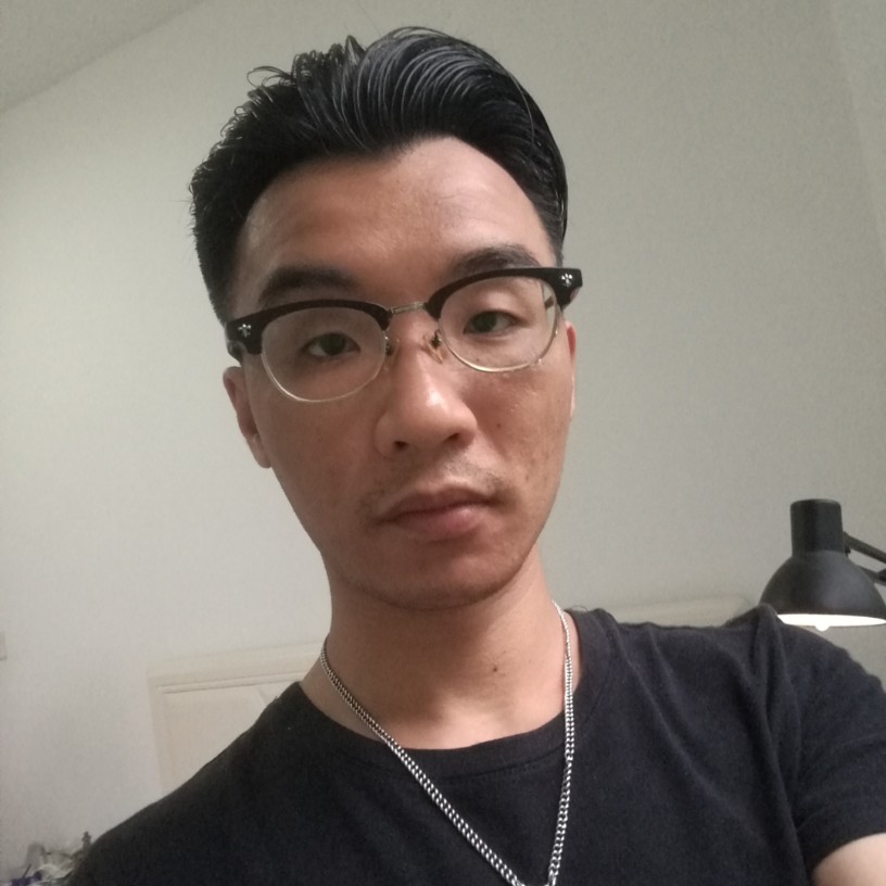 CHANNEL马的照片