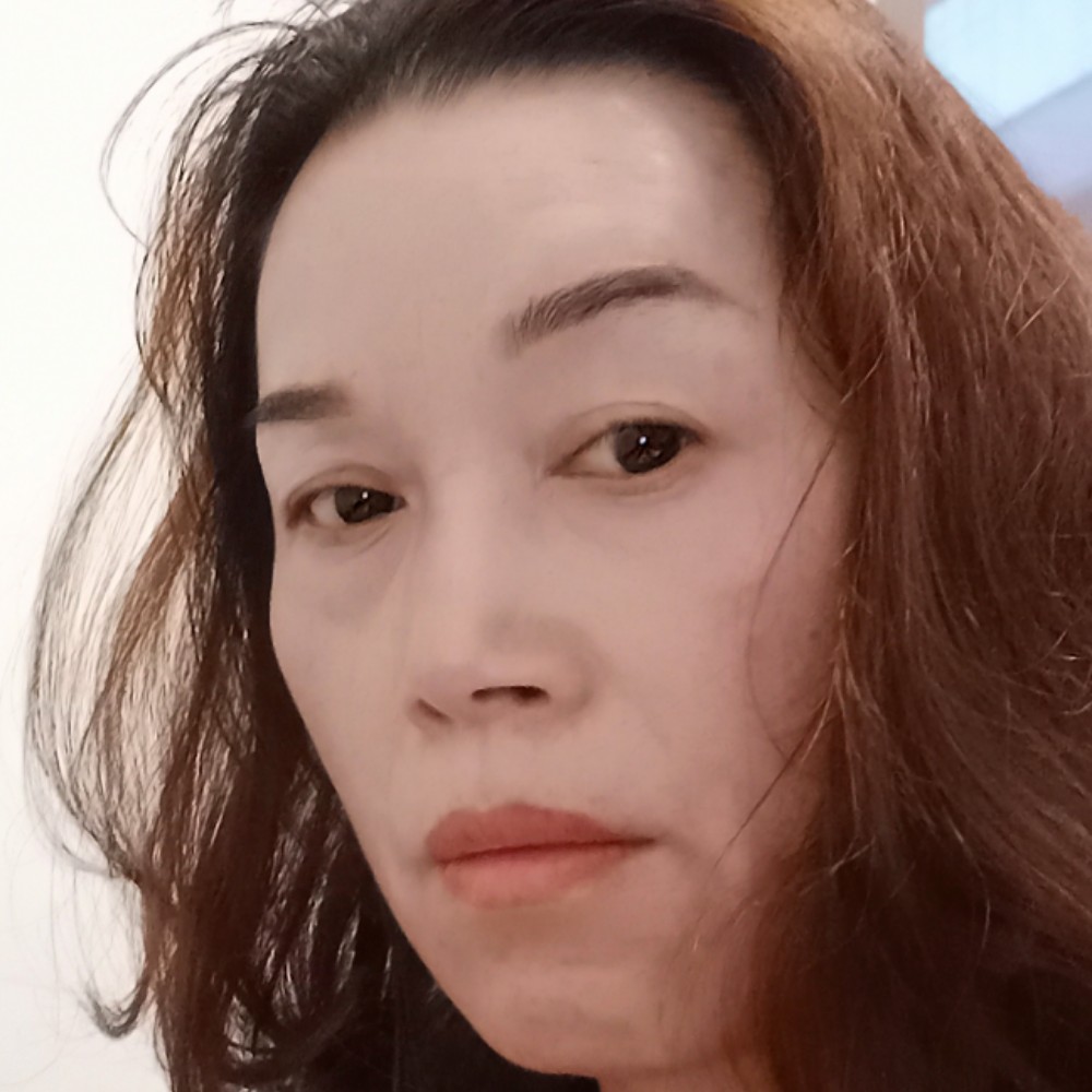 含蓄邂逅帆布鞋的照片