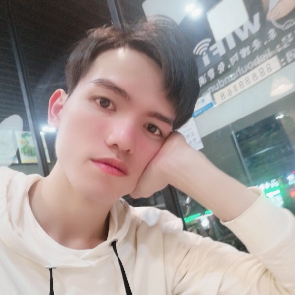 颂离歌的照片