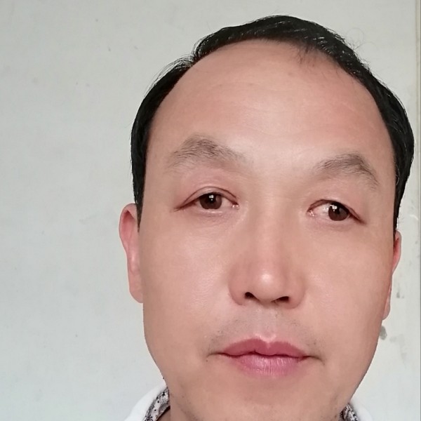往事多么含糊的照片