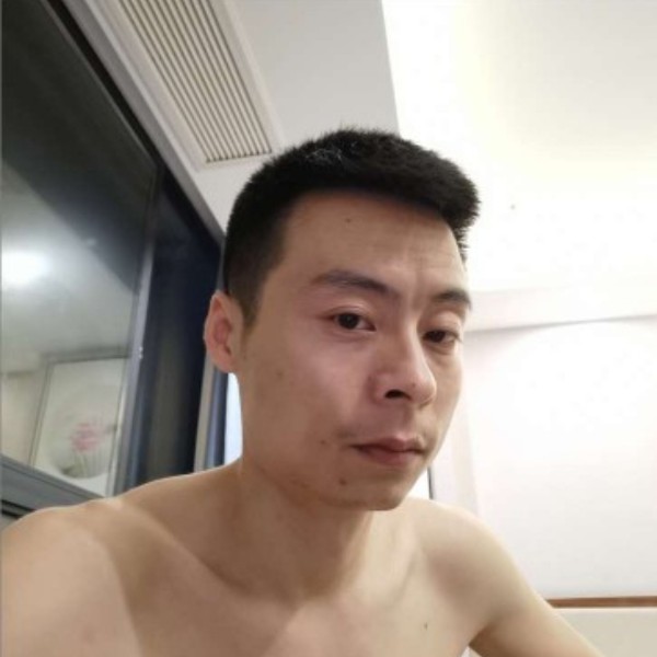 背后雨声的照片