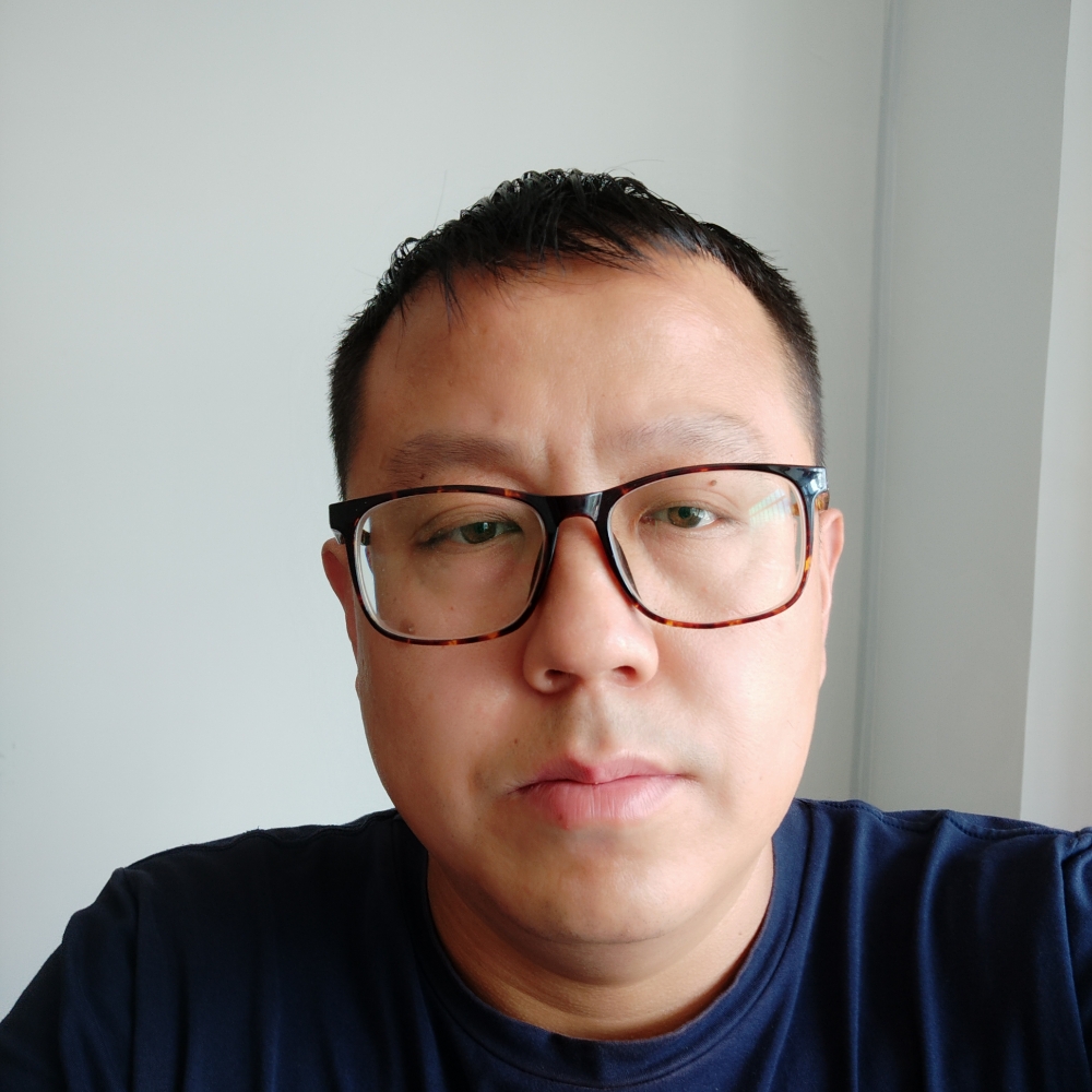 张彤4043的照片