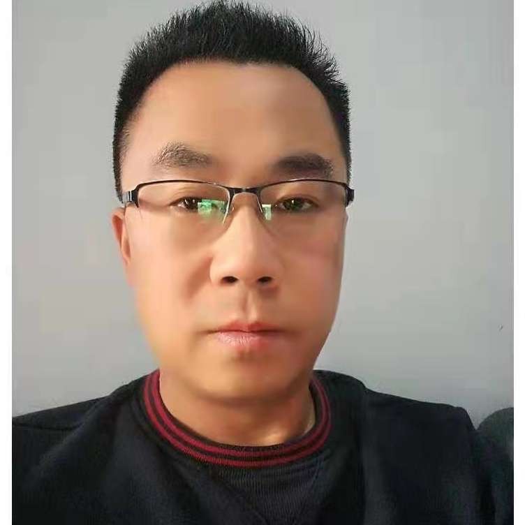 孤独阿隆的照片