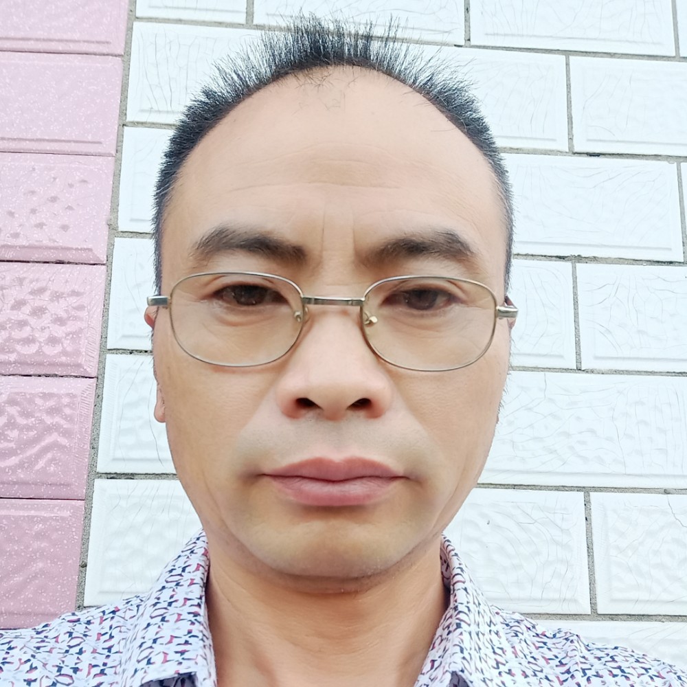 时空闻坦率的照片