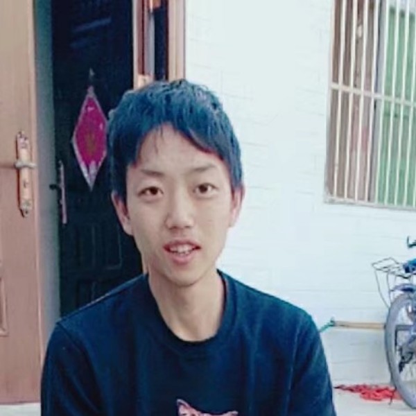 篮球漫步爱笑的照片