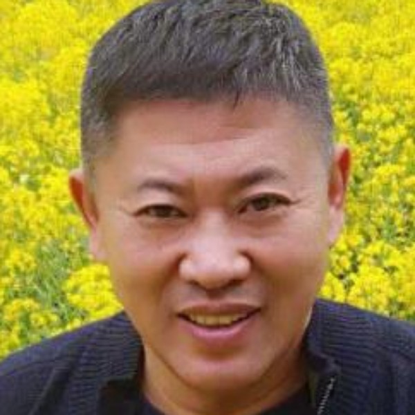 大门等于仁爱的照片
