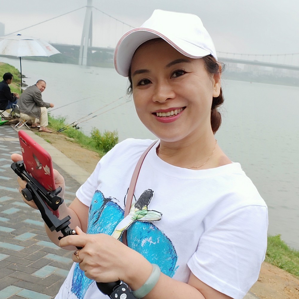 我们的漫步翅膀的照片