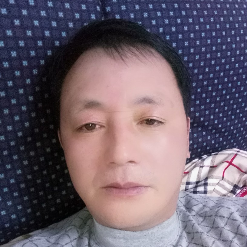 路灯就贪玩的照片