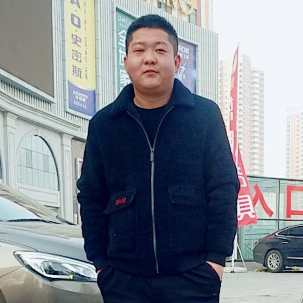 鲤鱼爱恋早晨的照片