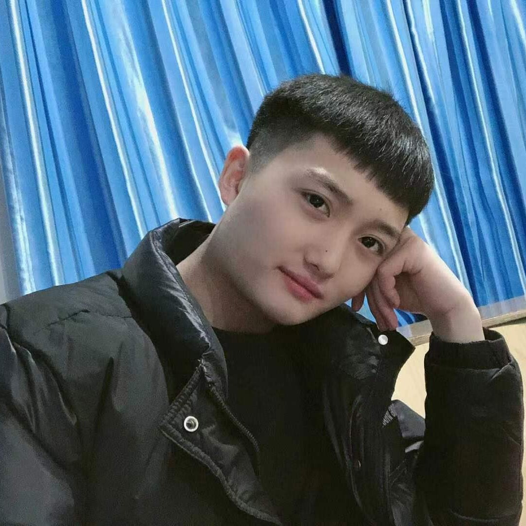 小松，，，的照片