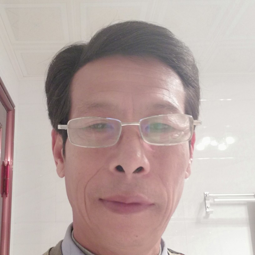 轩辕碧蓝的照片