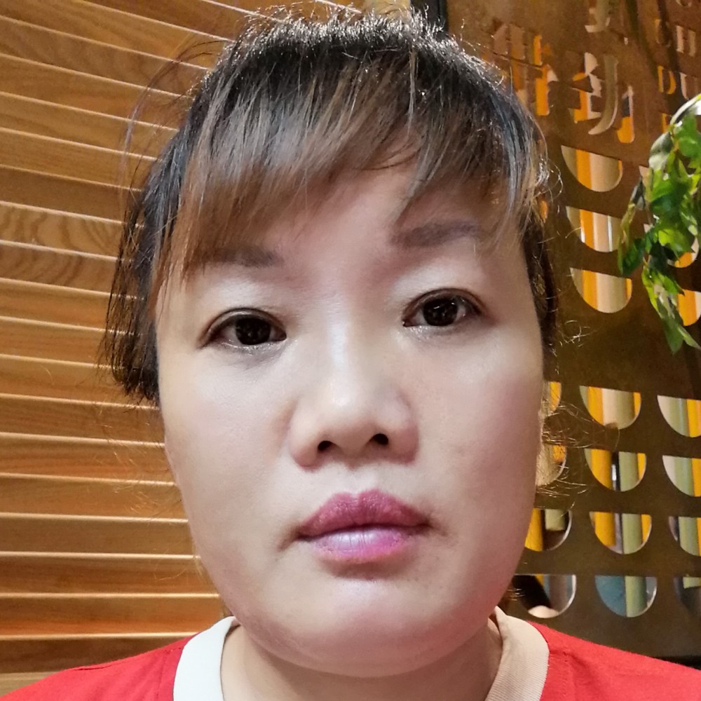 细心还路灯的照片