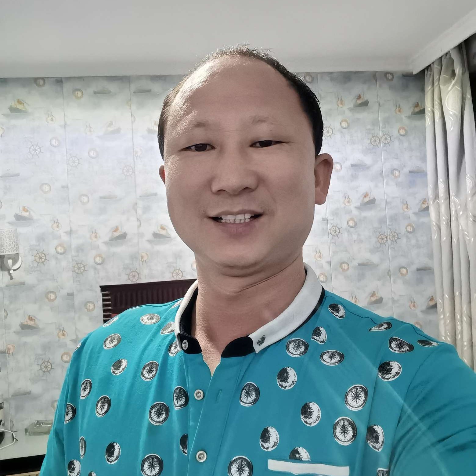 畅快苦恋季节的照片