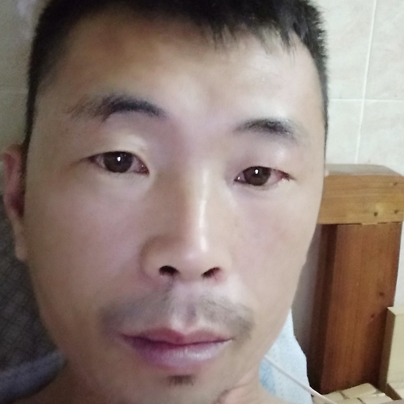 拼搏等待万宝路的照片