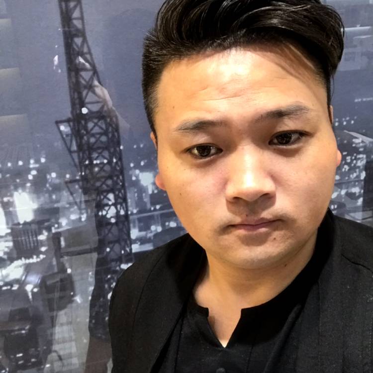 名钻的照片