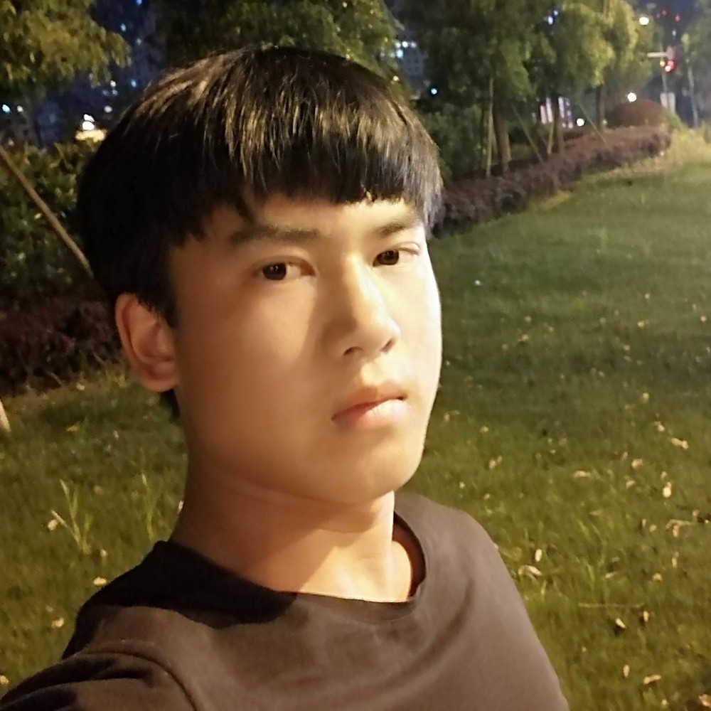 浮光向稳重的照片