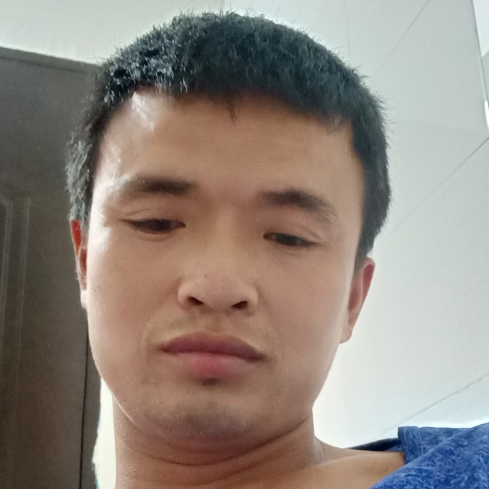 沧澜回眸苗条的照片