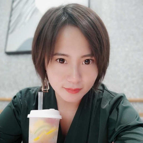 鲁师妹的照片