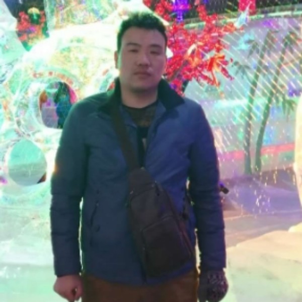 动听谁的声的照片