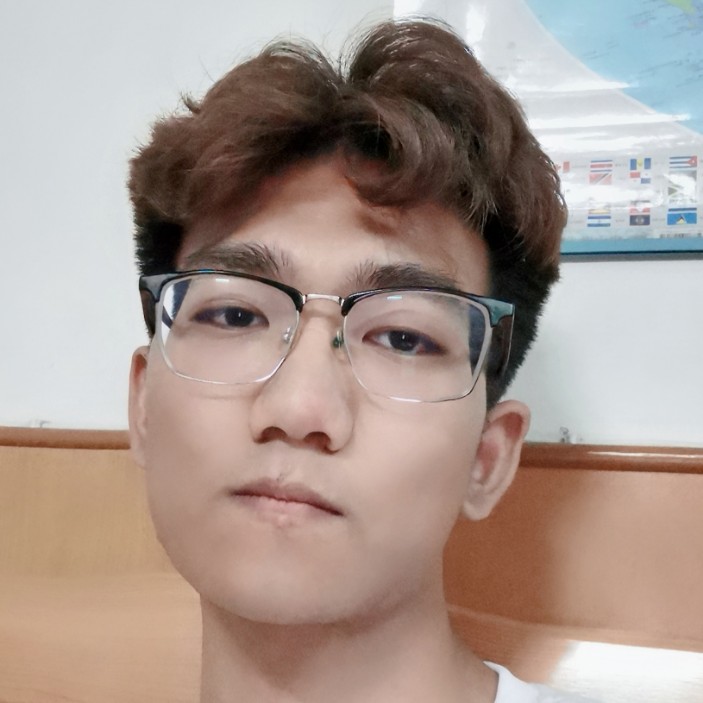 飞蛾丶的照片