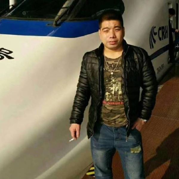 苏韩辉的照片