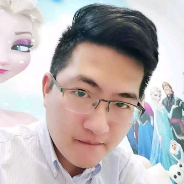 华哥哥很忙的照片