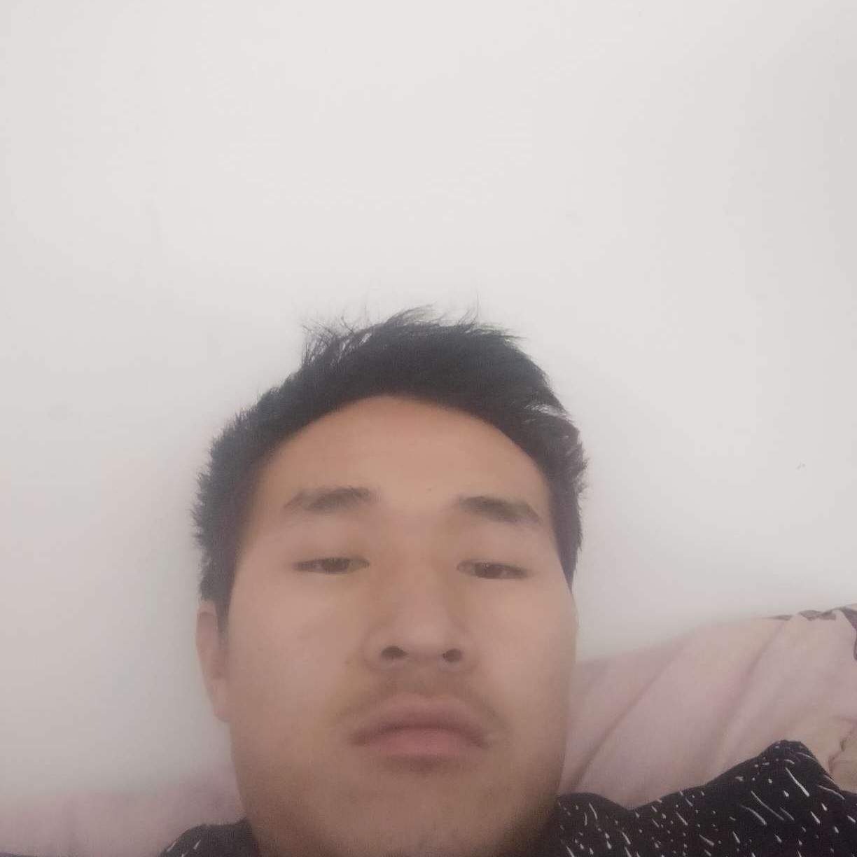 简单拿棒棒糖的照片