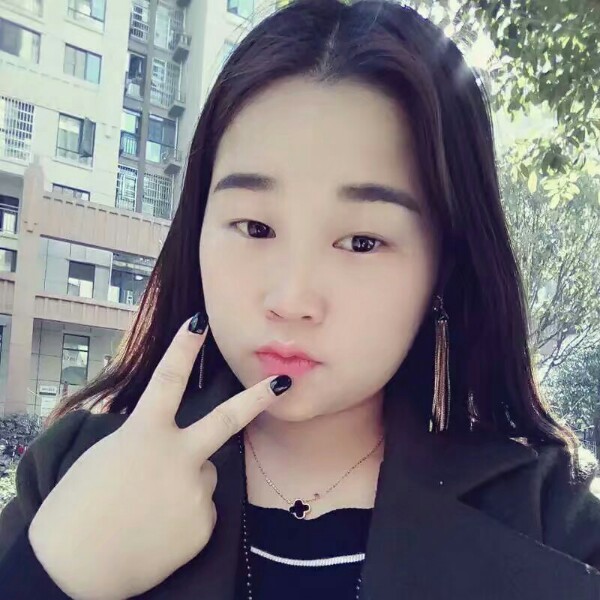 调皮御姐的照片