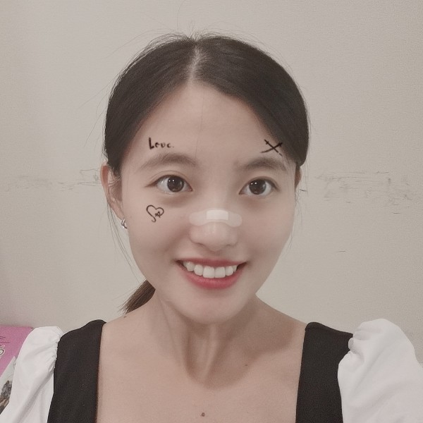 星星愿贪玩的照片