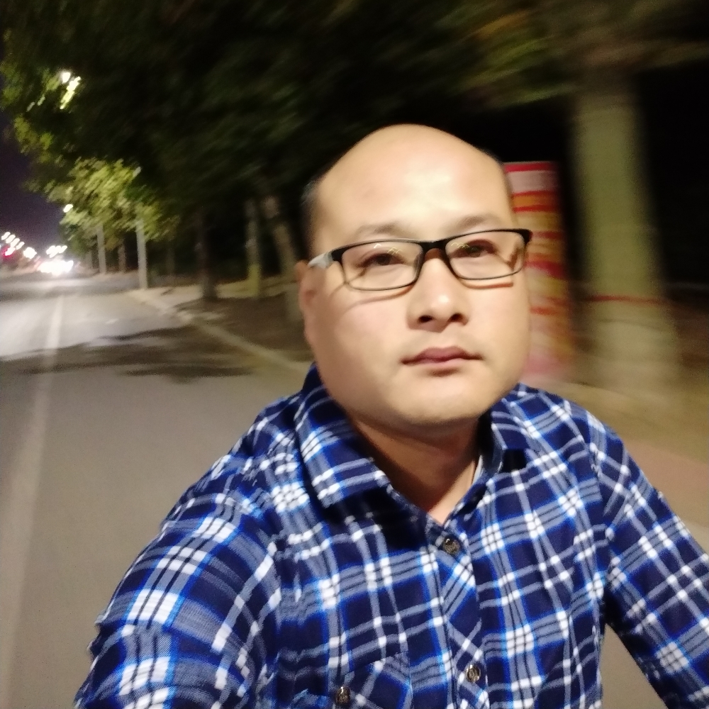 寒冷回首心岛的照片