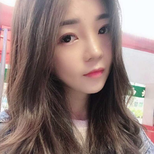 依人如梦的照片