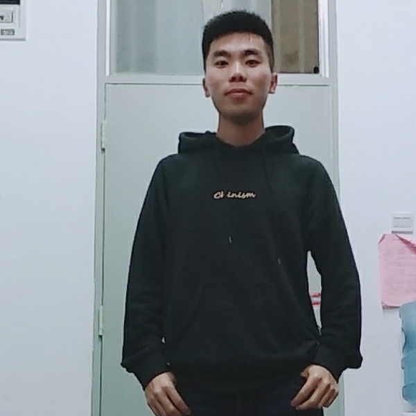 火方背后的照片