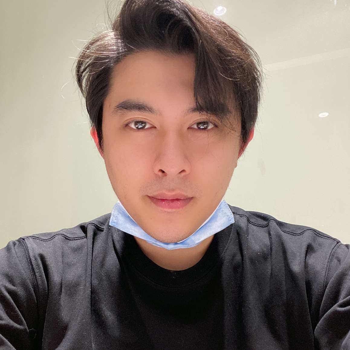 纯情小灯泡的照片