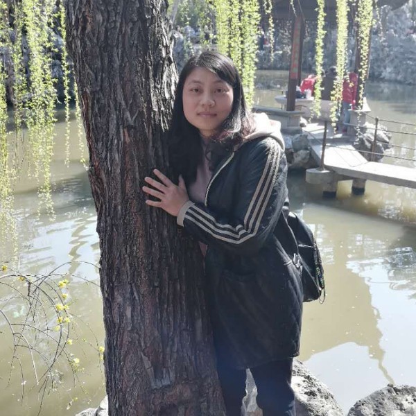 鞋子迎怕孤单的照片