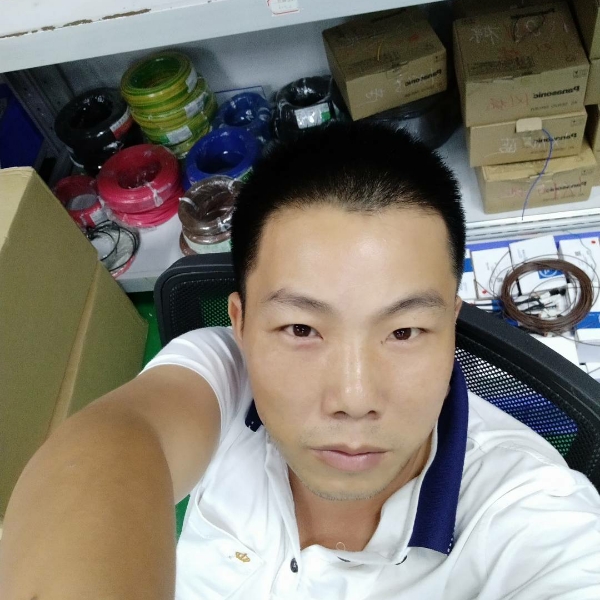彩虹等于跳跃的照片
