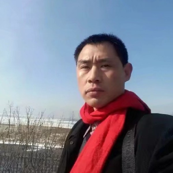 强健放弃绝影的照片