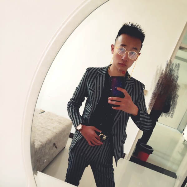 爱笑的程程的照片