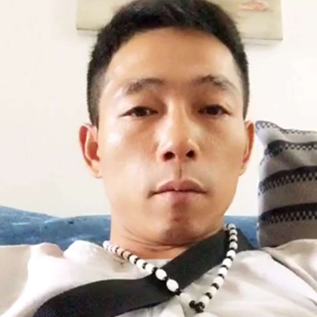 曲锦的照片