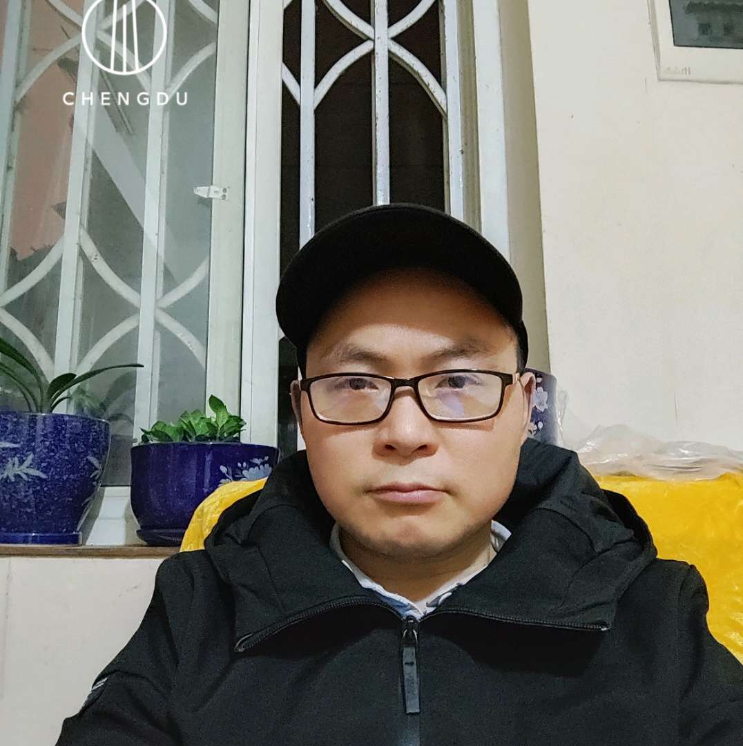 帅哥相许义气的照片