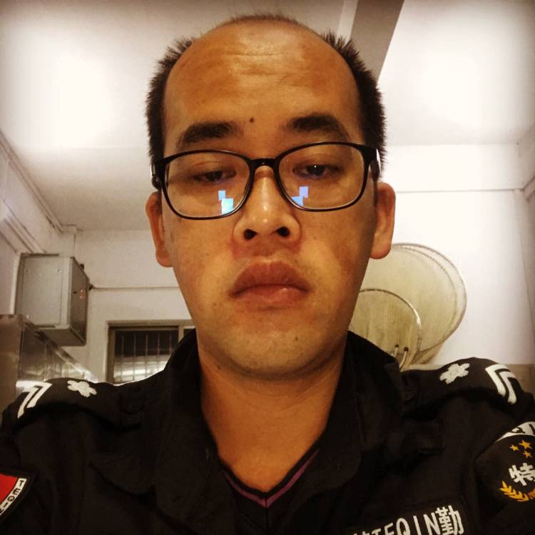 秀发俊逸的照片