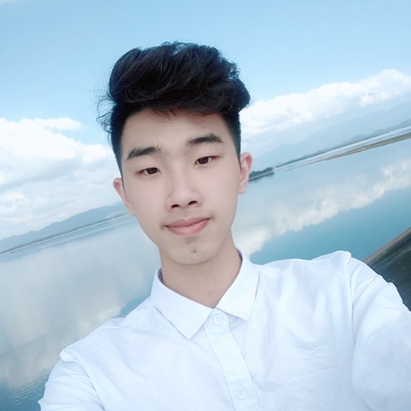 小曾曾-天的照片