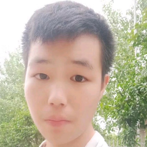 思恋深拥风中的照片