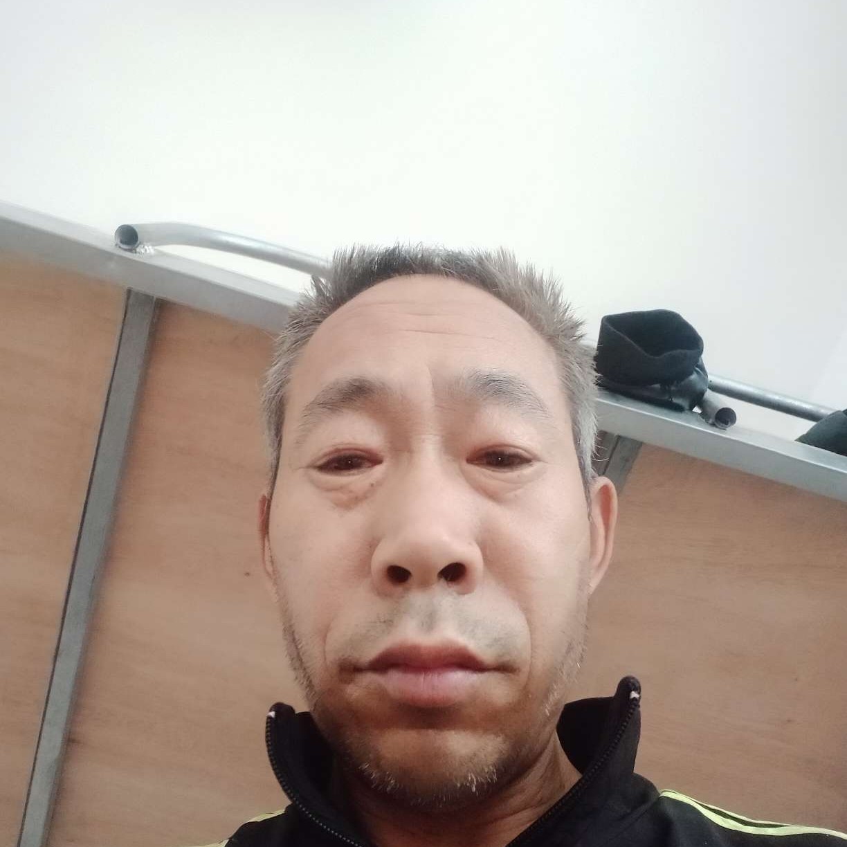 孤心泪了愤怒的照片
