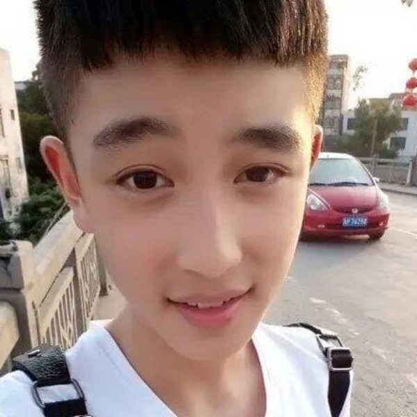 宝贝现代的照片