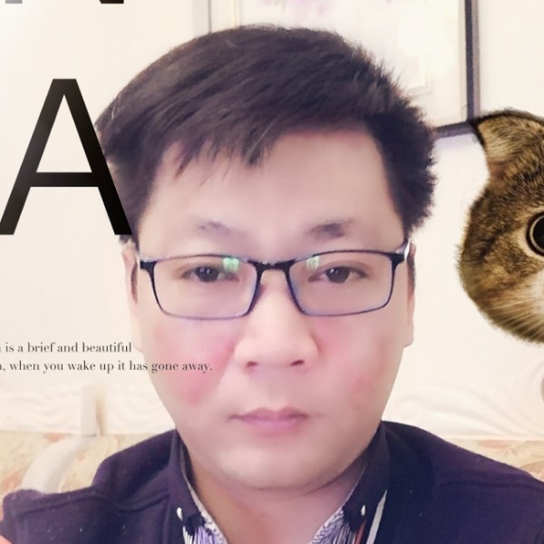 甜蜜指甲油的照片