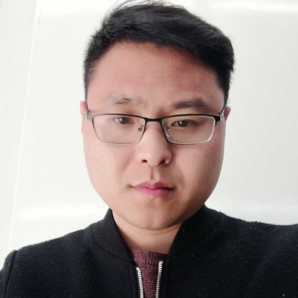 任缥渺的照片