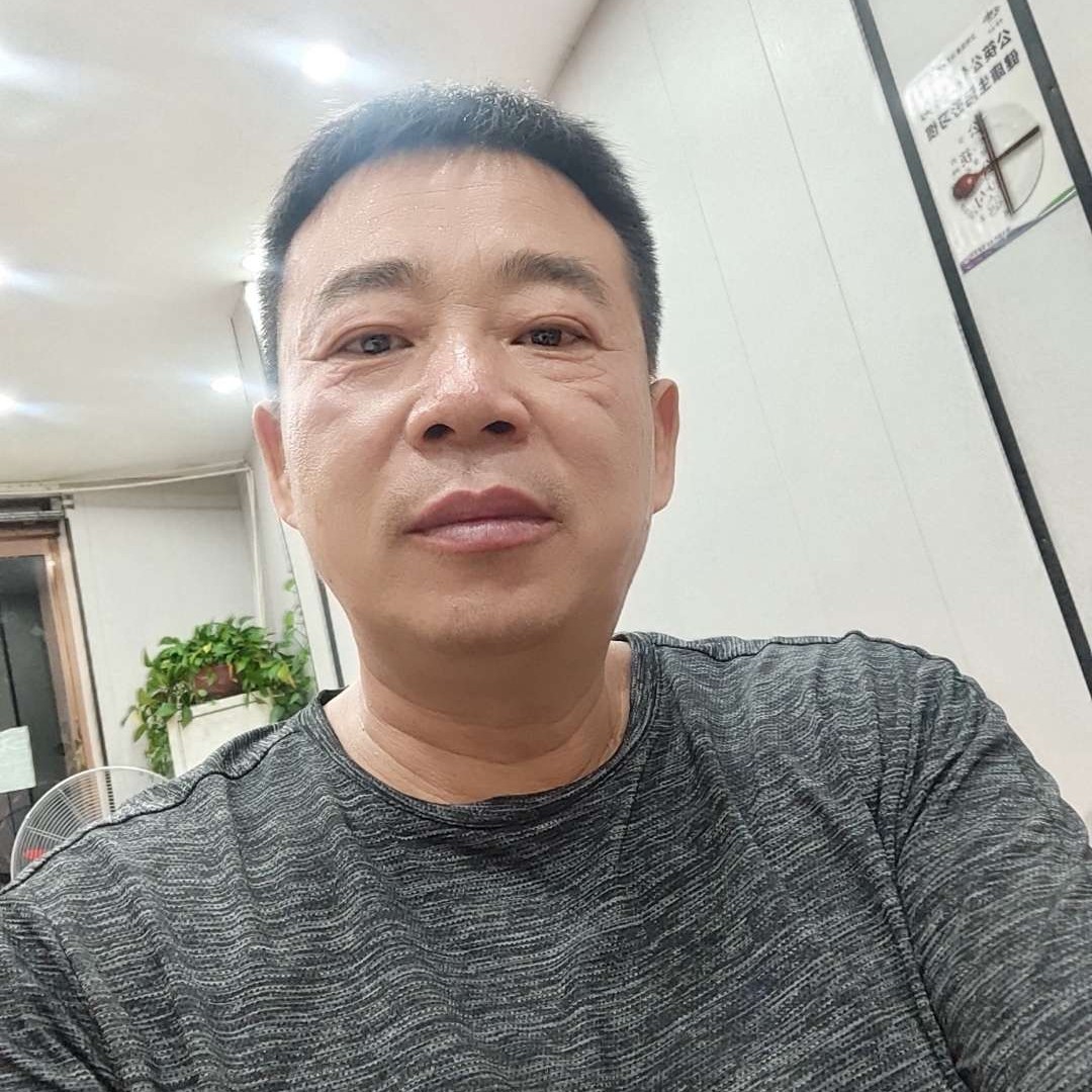 平淡保卫月饼的照片